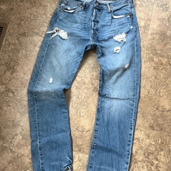 Levis 501 men’s size 36 X 34, distressed - Picture 1 of 6